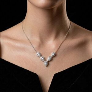 Zirkonia Halskette Silber kaufen – tropfenförmige Zirkonia Elemente – Von Glanz